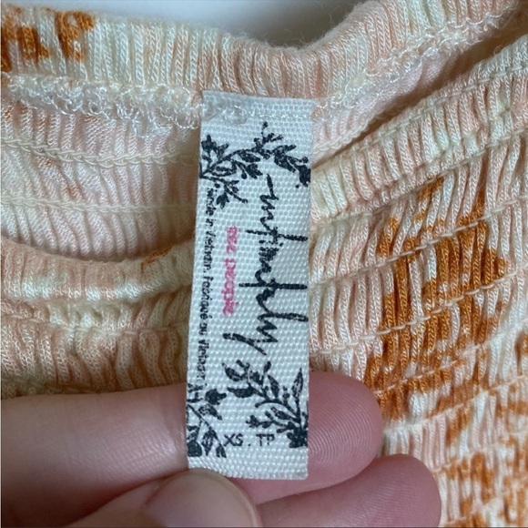 Free People Muted Neutral Smocked Floral Ruffle Tank Top XS - Picture 7 of 7